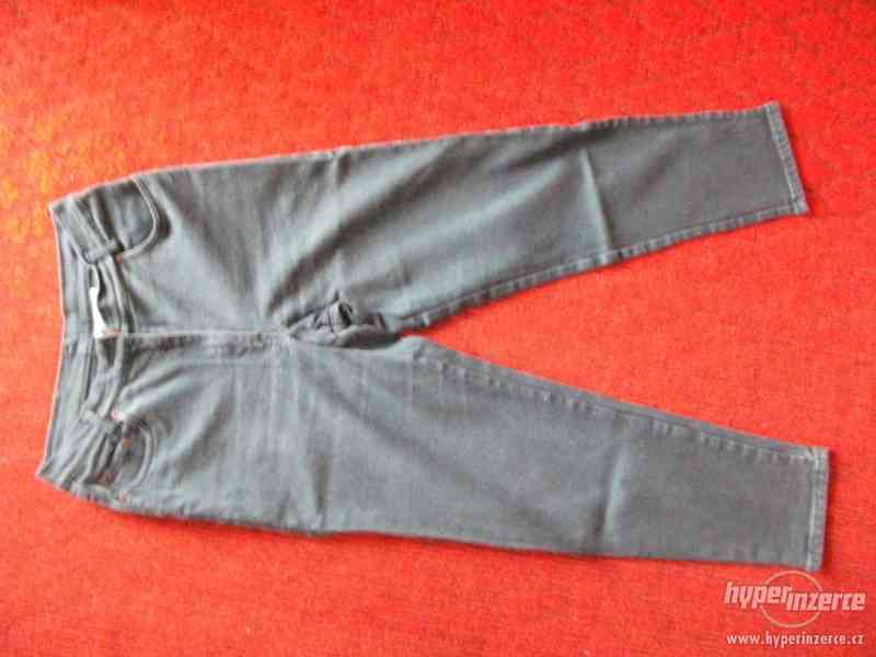 Dámské značkové džíny vel.42 - foto 1