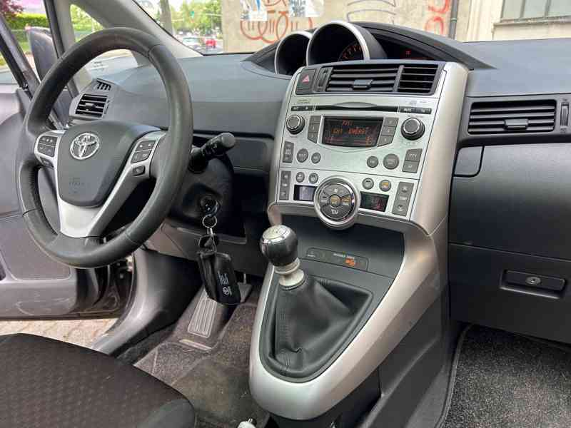 Toyota Verso 1.8i Edition benzín 108kw - foto 8