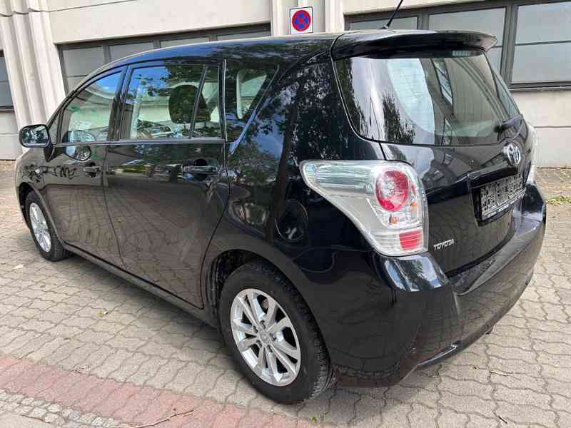 Toyota Verso 1.8i Edition benzín 108kw - foto 9