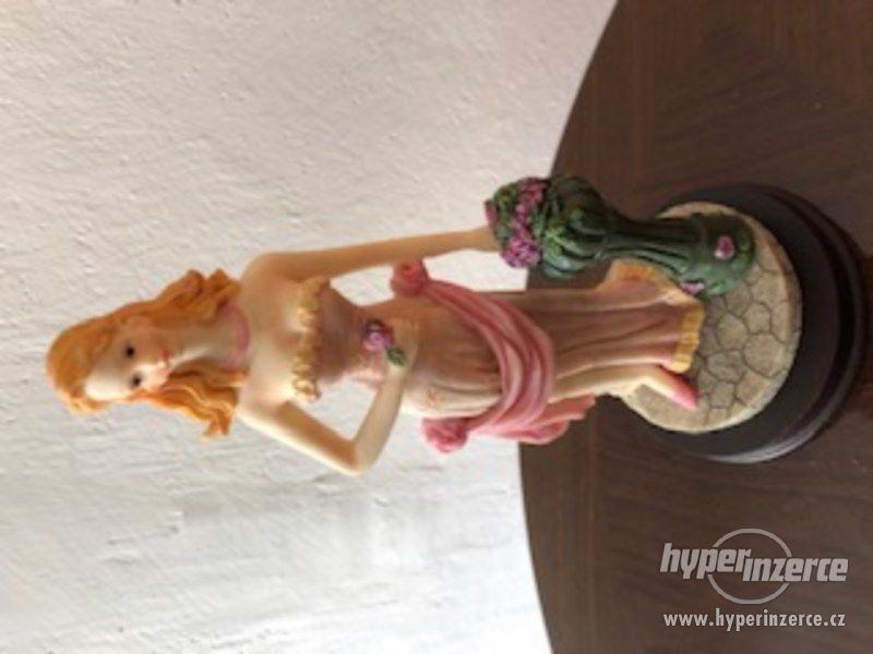 Prodám figurky - foto 3