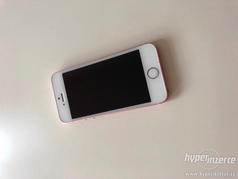 Apple iPhone SE - foto 1