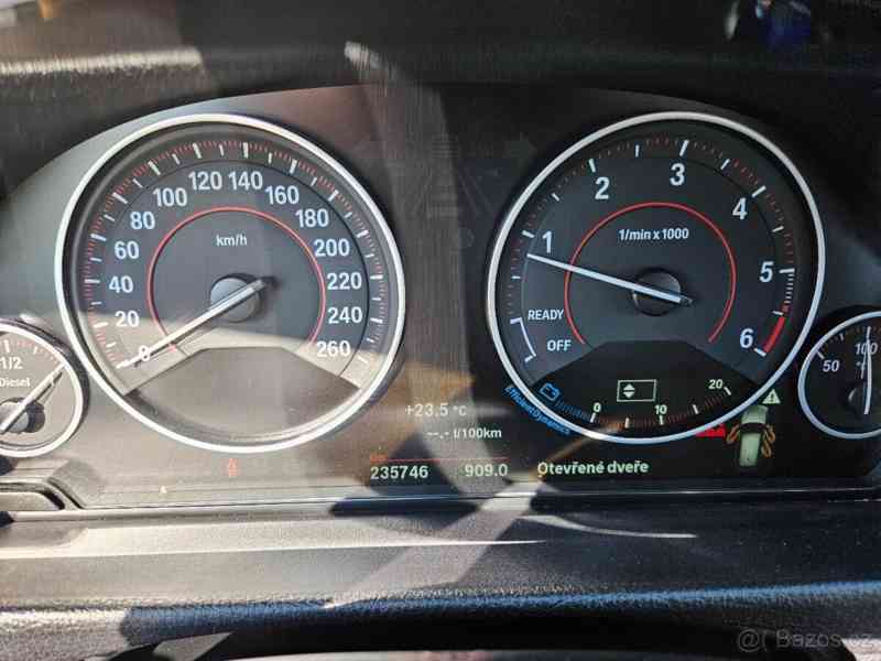 BMW Řada 3 2,0   320d xDrive - foto 17