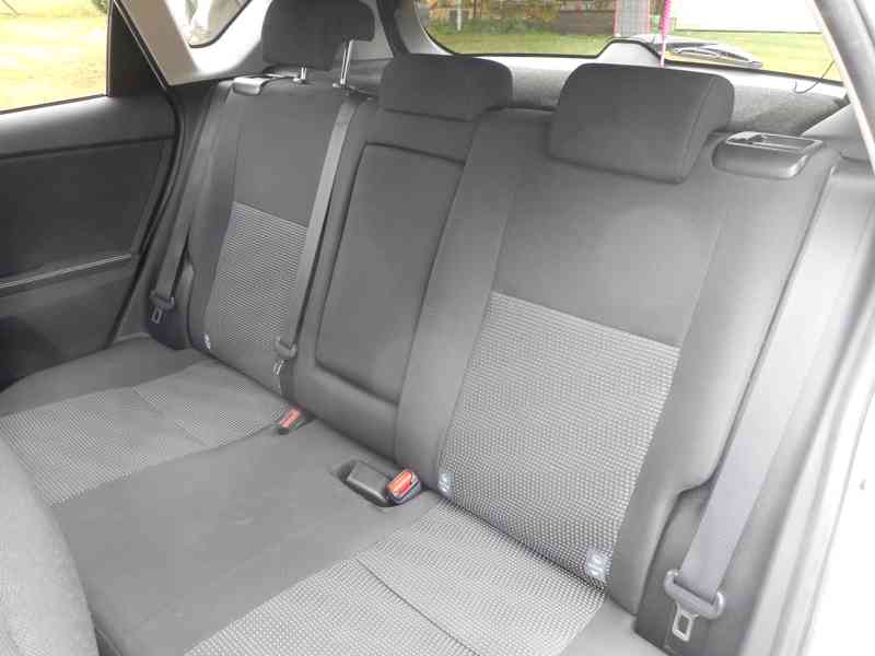 Toyota Auris 1.6, 97 kW, Hatchback, 2014 - foto 10