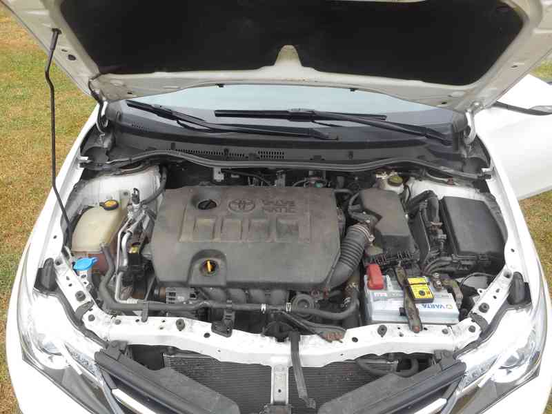 Toyota Auris 1.6, 97 kW, Hatchback, 2014 - foto 12