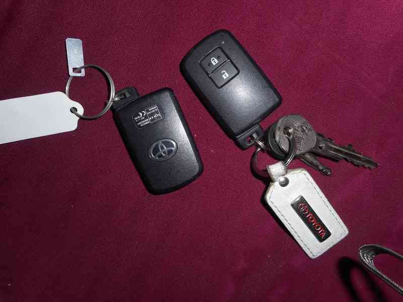 Toyota Auris 1.6, 97 kW, Hatchback, 2014 - foto 20