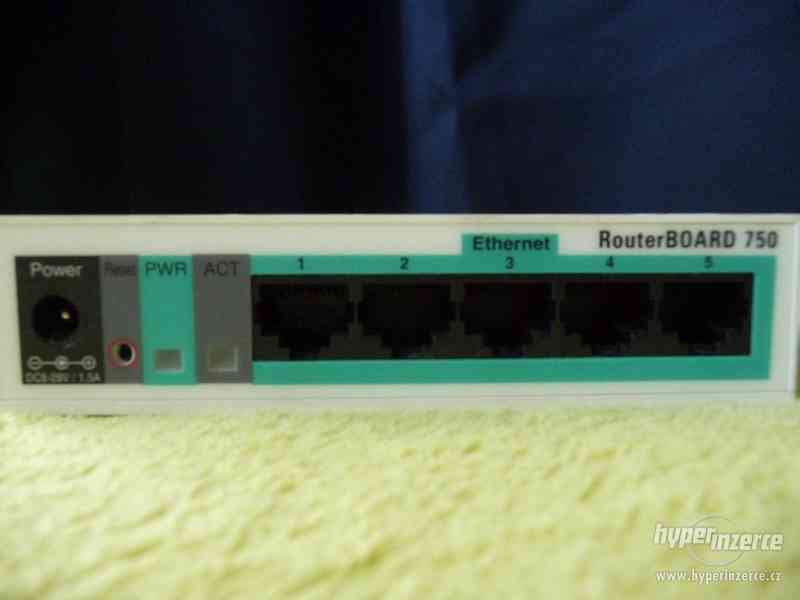 Router Board Mikrotik RB750UP - foto 4