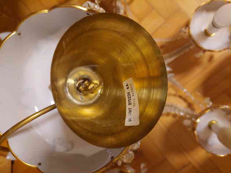 Ručně malovaný lustr Bydžov, 6 ramen, zlacený - foto 2