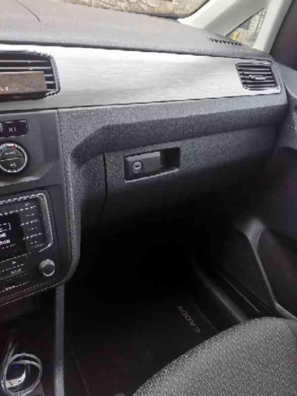 Volkswagen Caddy rodinné MAXI 7 MÍST	 - foto 8