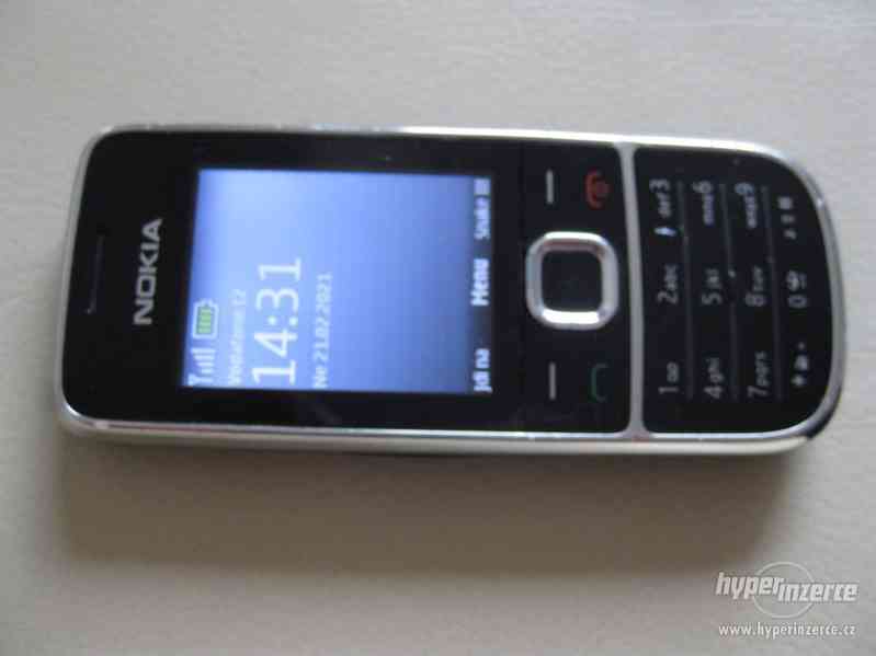 Nokia 2700c - plně funkční mobilní telefon z r.2009 - foto 2