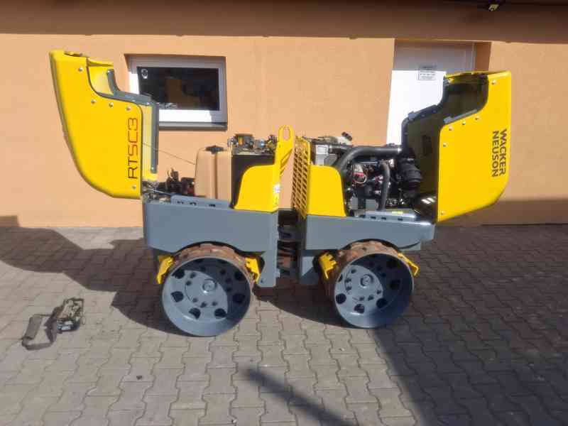Wacker Neuson RTSC3 – ježkový vibrační válec, dálkové ovládá - foto 6