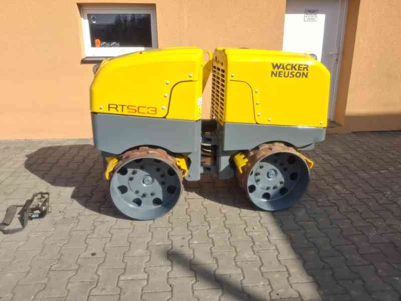 Wacker Neuson RTSC3 – ježkový vibrační válec, dálkové ovládá - foto 3