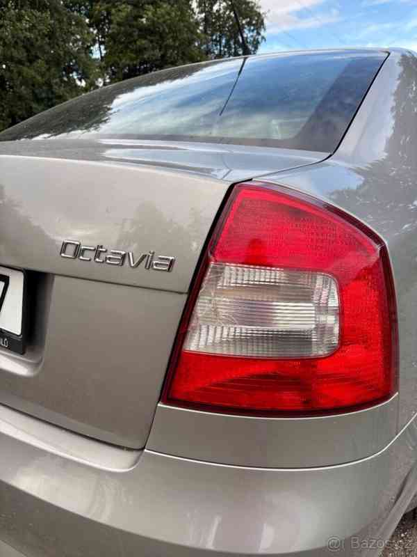Škoda Octavia 1,6   2 - foto 7