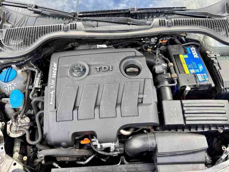 Škoda Octavia 1,6   2 - foto 6