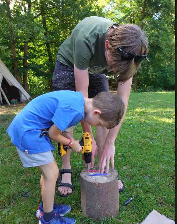 Úžasná Zeměplocha TK Foxis - foto 3