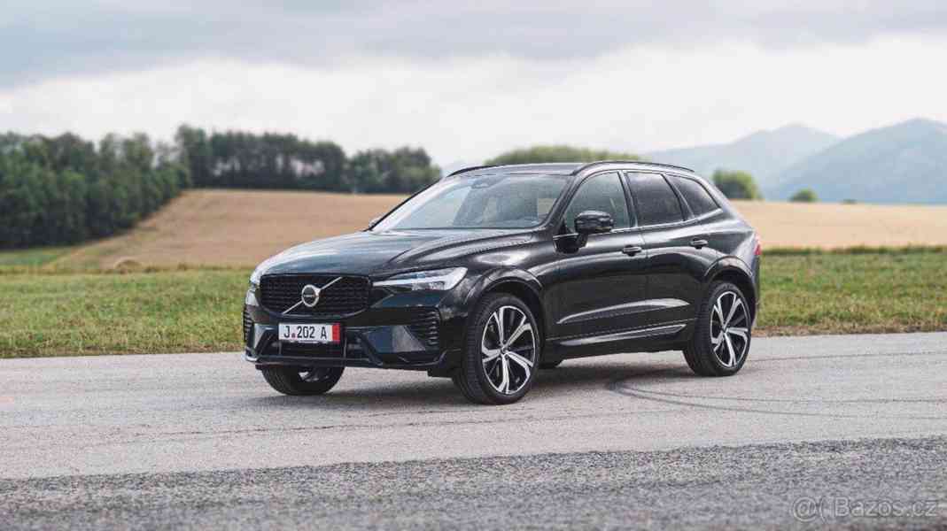 Volvo XC60 2,0 B4 FWD diesel Plus Dark Auto  Volvo XC60 B4 2 - foto 6