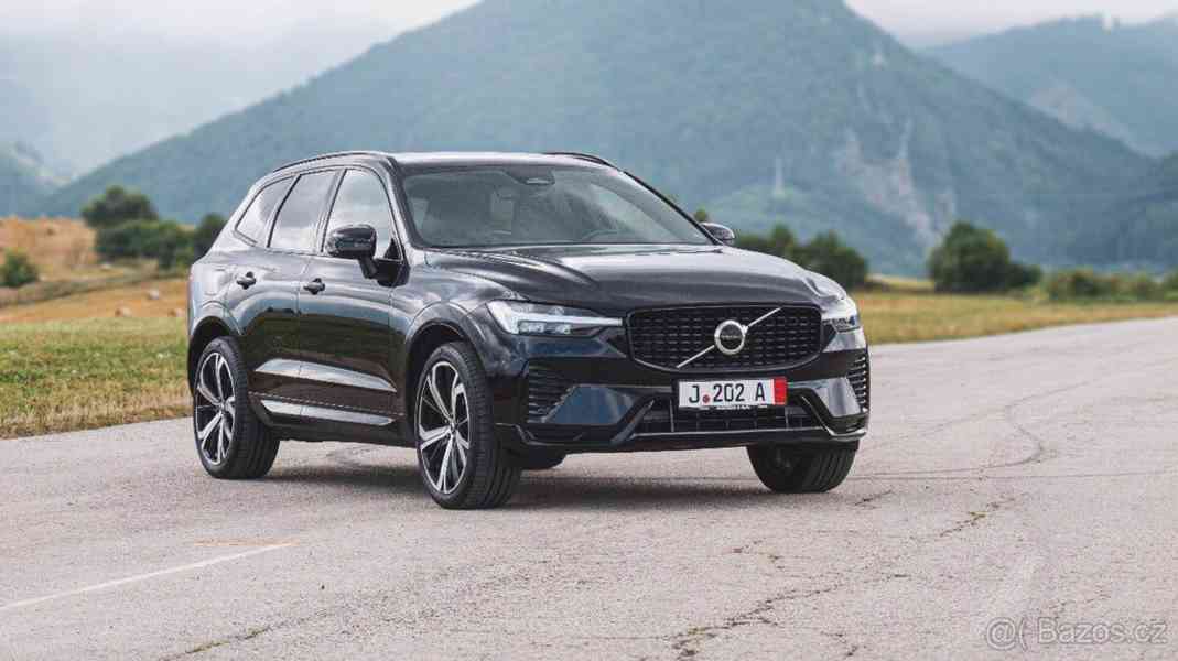 Volvo XC60 2,0 B4 FWD diesel Plus Dark Auto  Volvo XC60 B4 2 - foto 8