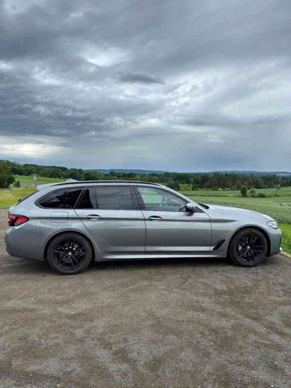 BMW Řada 5 2,0 530i 185kw - foto 6