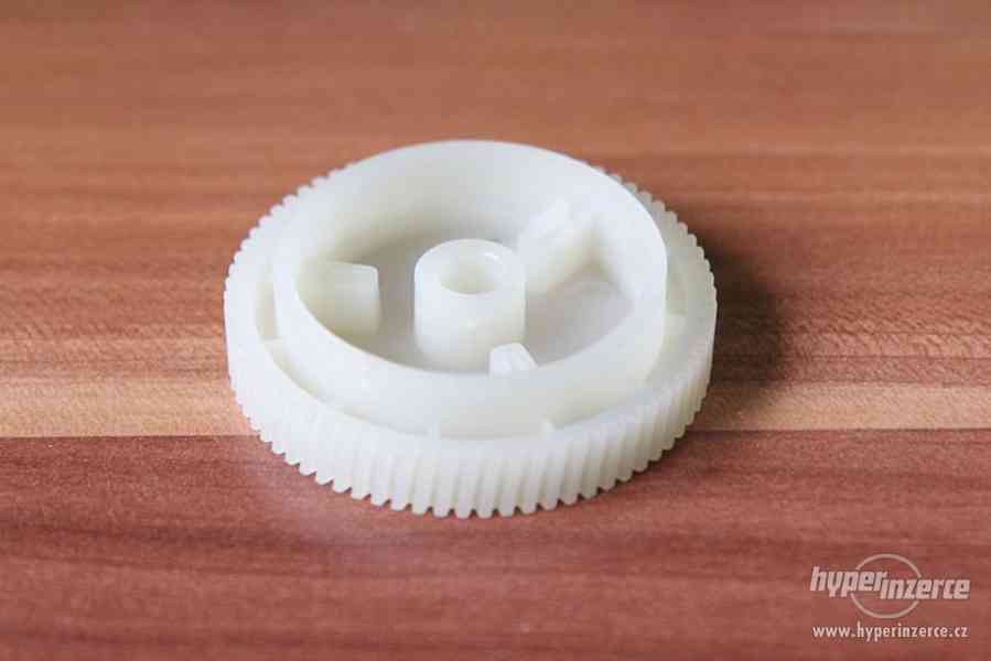 prevodove kolecko pro motorek stahovani okna Škoda - foto 1