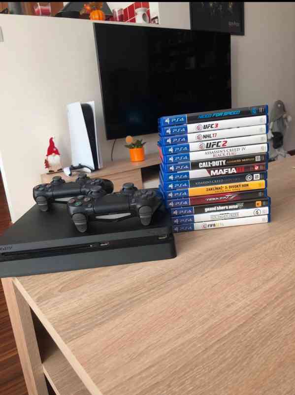 PlayStation 4  - foto 5