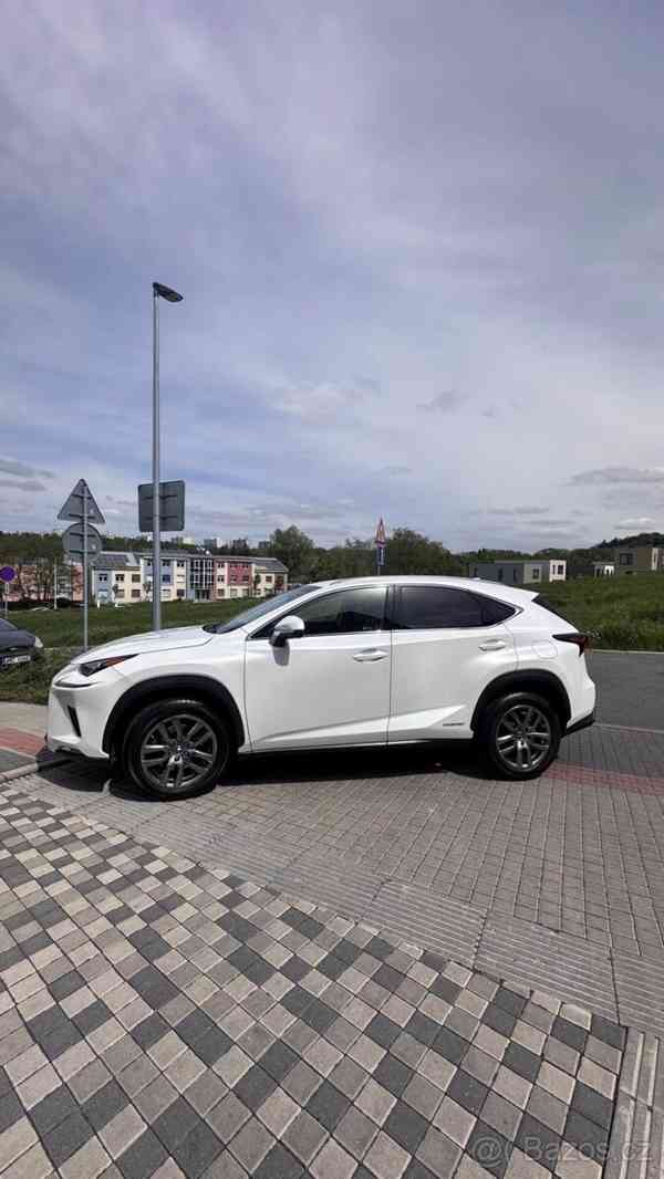 Lexus NX 300 - foto 10