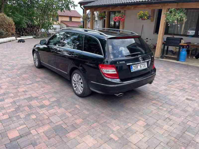 Mercedes C 320CDi Manual  - foto 2