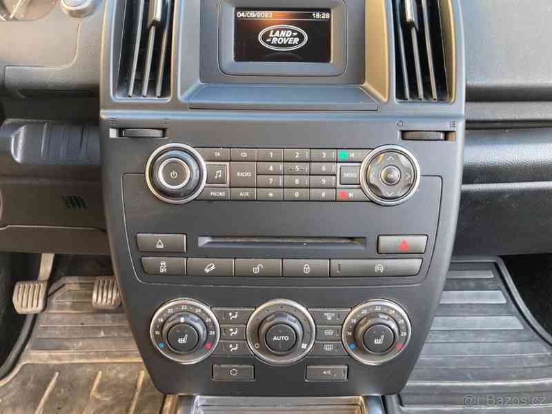 Land Rover Freelander 2,2 TD4 2014 4x4 1.majitel koupen v CZ - foto 12