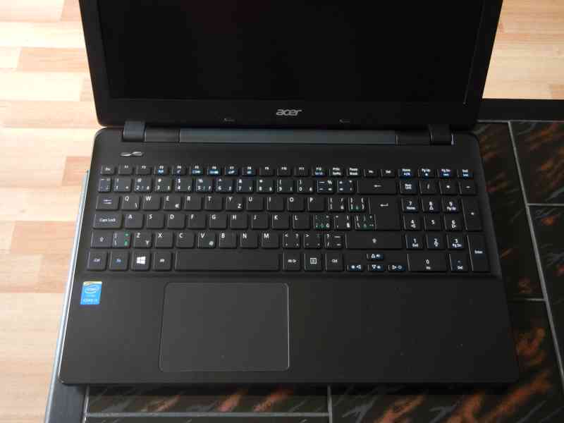 Acer TravelMate P256,Intel Core i3-4030U - foto 3