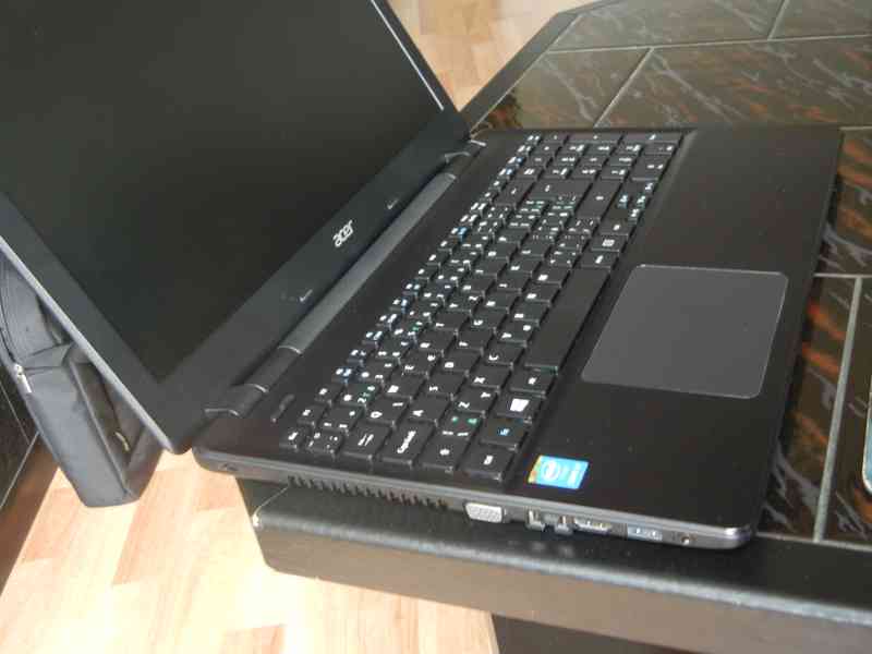 Acer TravelMate P256,Intel Core i3-4030U - foto 5