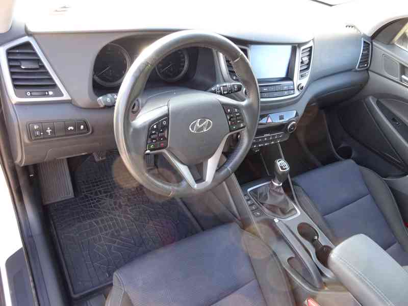 Hyundai Tucson 1.7 CRDI r.v.2016 1.Maj.serv.knž.ČR (85 kw) - foto 5