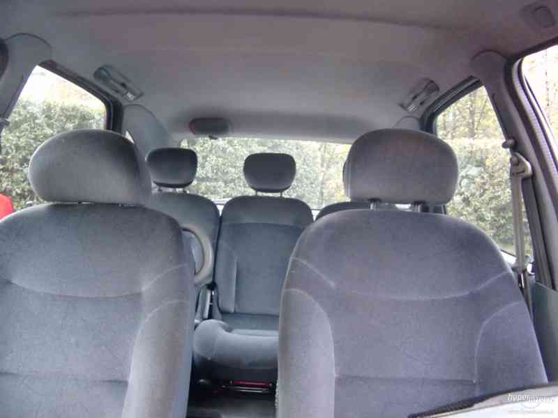 RENAULT SCÉNIC 1.9D - foto 8