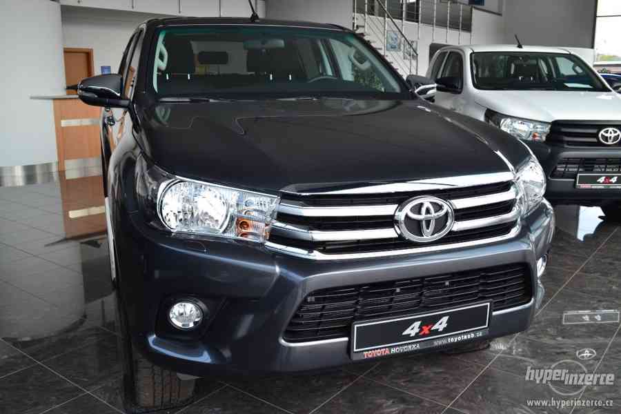 TOYOTA HILUX 2,4 D-4D DC ACTIVE - foto 3