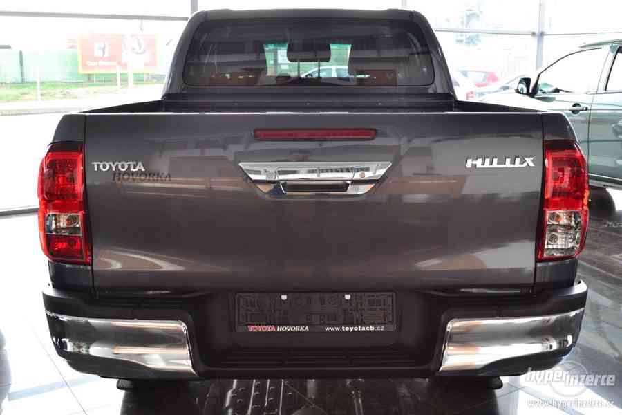 TOYOTA HILUX 2,4 D-4D DC ACTIVE - foto 9