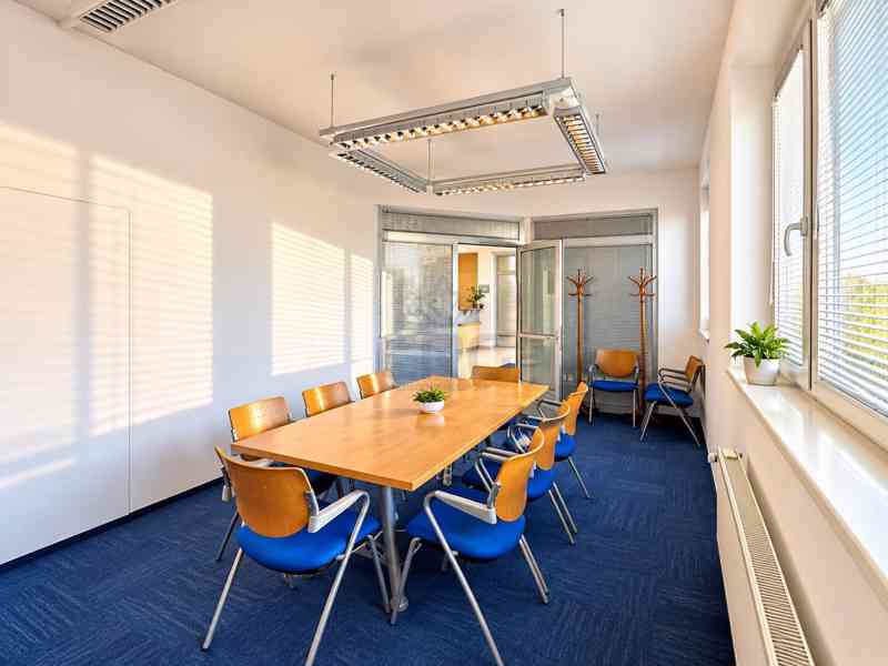 KANCELÁŘSKÉ PROSTORY K PRONÁJMU, SAMOSTATNÁ KANCELÁŘ 25,9 M² - foto 13