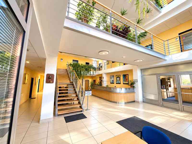 KANCELÁŘSKÉ PROSTORY K PRONÁJMU, SAMOSTATNÁ KANCELÁŘ 25,9 M² - foto 10