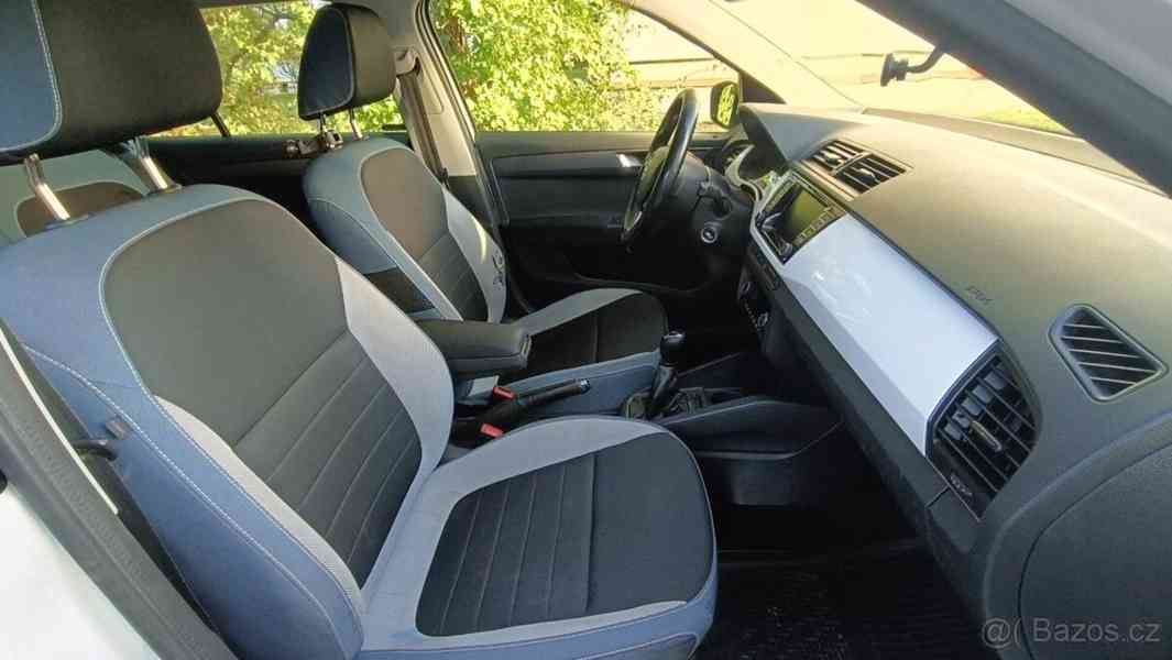 Škoda Fabia 1,0   Style TSI (70 kW), r. 2018 - foto 11