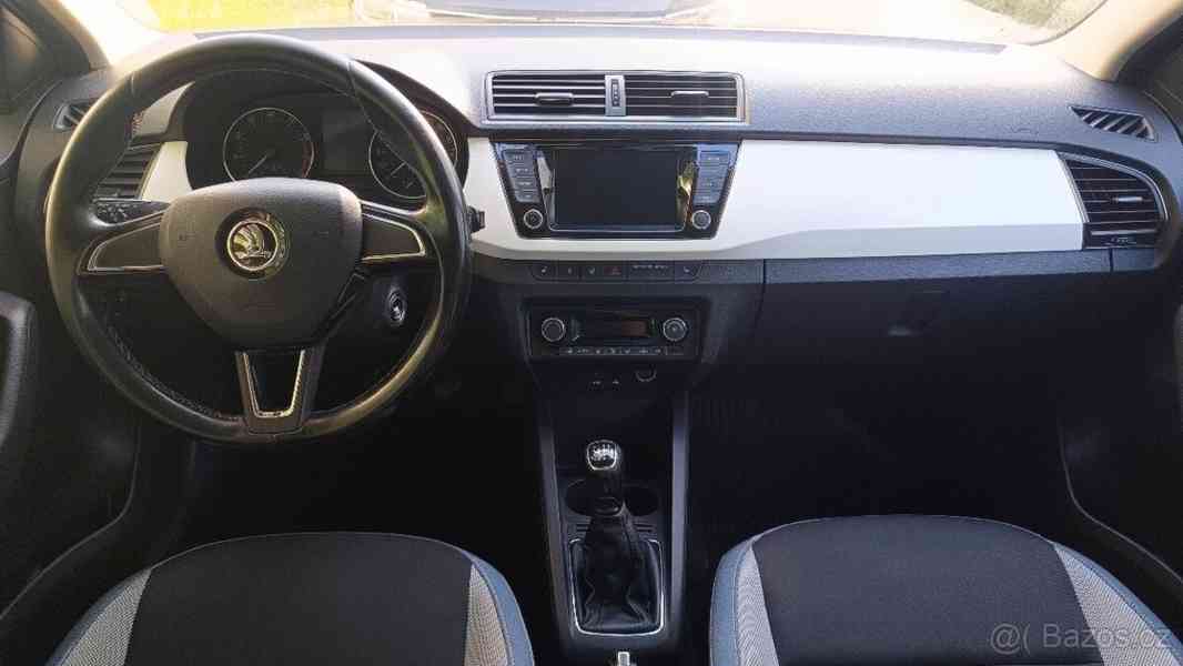 Škoda Fabia 1,0   Style TSI (70 kW), r. 2018 - foto 4
