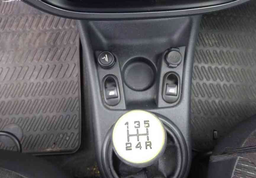 Citroën C3 1.4 HDI (50 KW) r.v.-2009 - foto 14