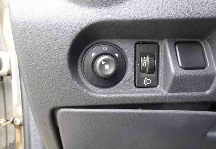 Citroën C3 1.4 HDI (50 KW) r.v.-2009 - foto 6