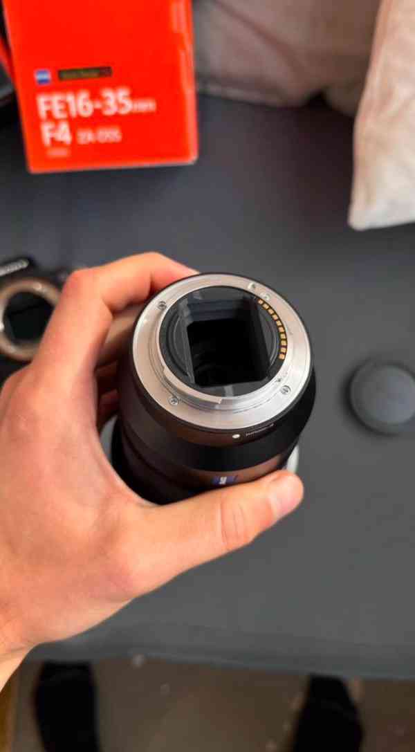 Sony Alpha A7iii 16-35 mm f/4 - foto 3