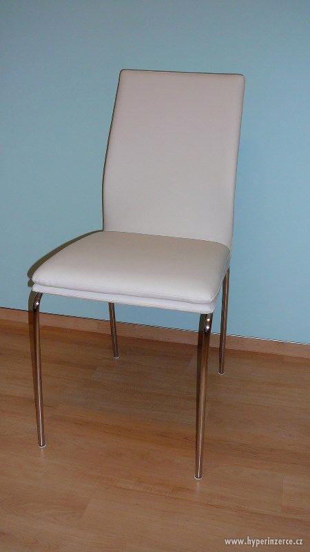 Prodej elegantních nových bílých židlí - foto 1