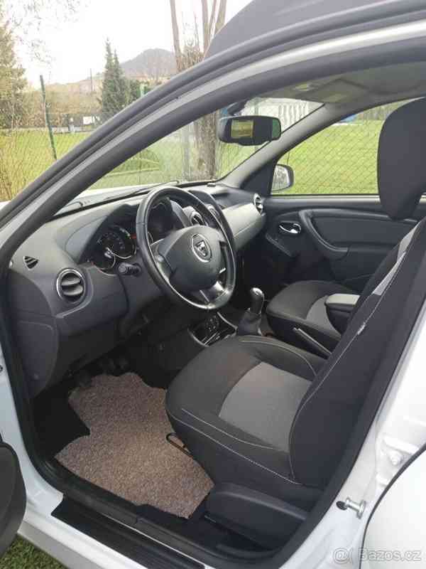 Dacia Duster 1,6   rok výroby 2016, motor - foto 9
