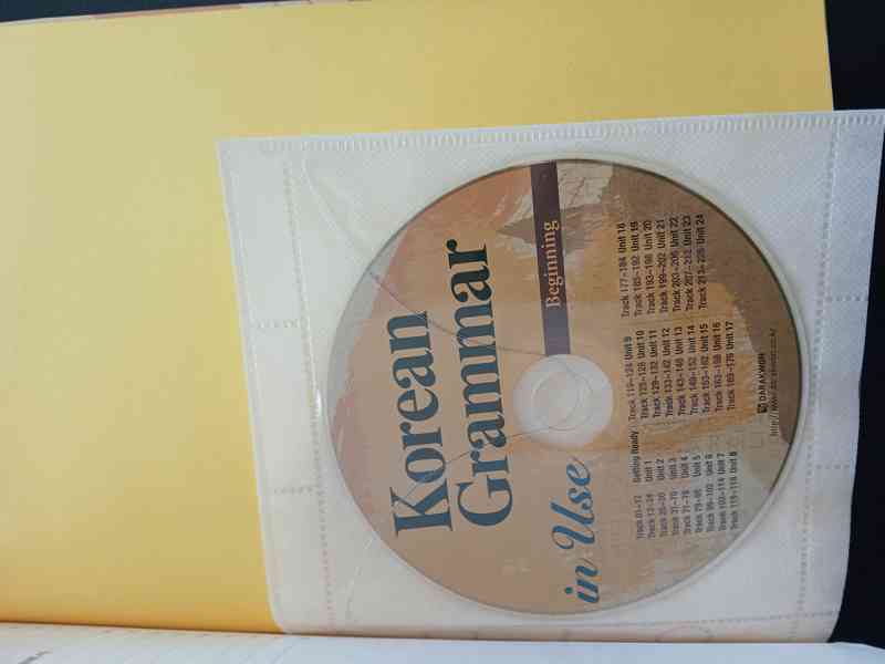 Učebnice korejštiny - Korean Grammar in Use - včetně CD - foto 2