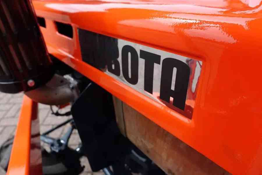 Traktor Kubota B7001 4wd - foto 7