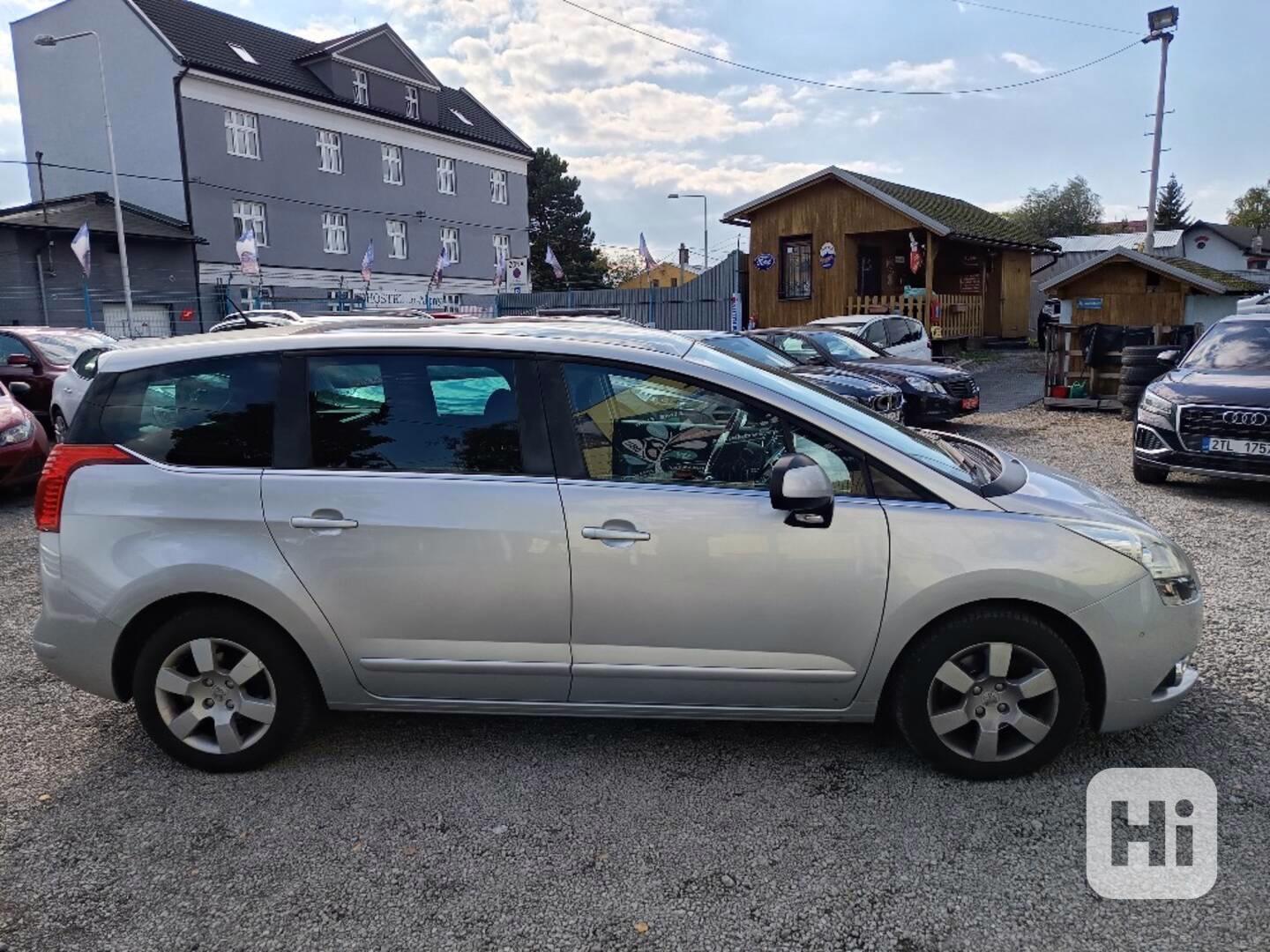 Peugeot 5008 2,0HDI Comfort Panorama  - foto 1