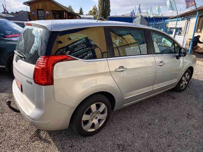Peugeot 5008 2,0HDI Comfort Panorama - foto 8