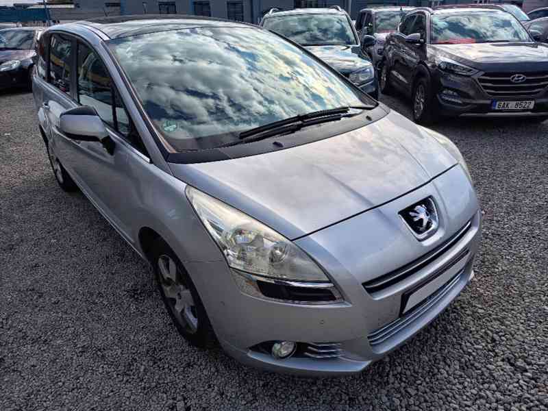 Peugeot 5008 2,0HDI Comfort Panorama - foto 2