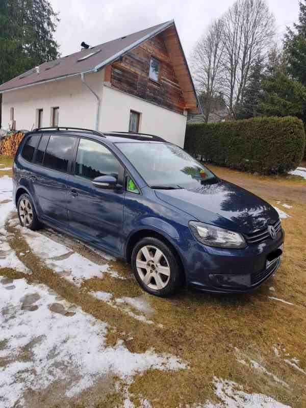 Volkswagen Touran 2,0 - foto 5