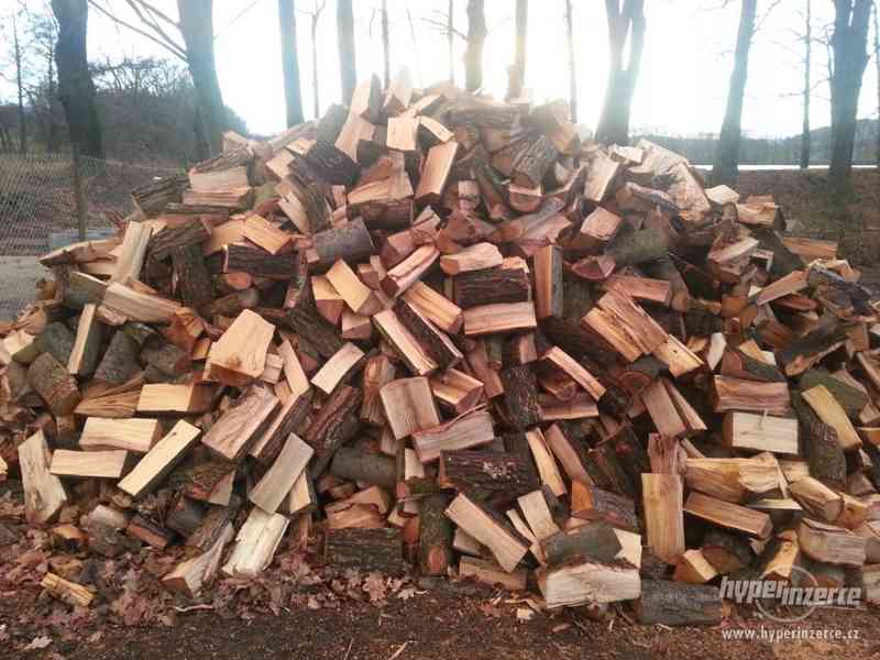 Tvrdé palivové dřevo štípané - foto 1