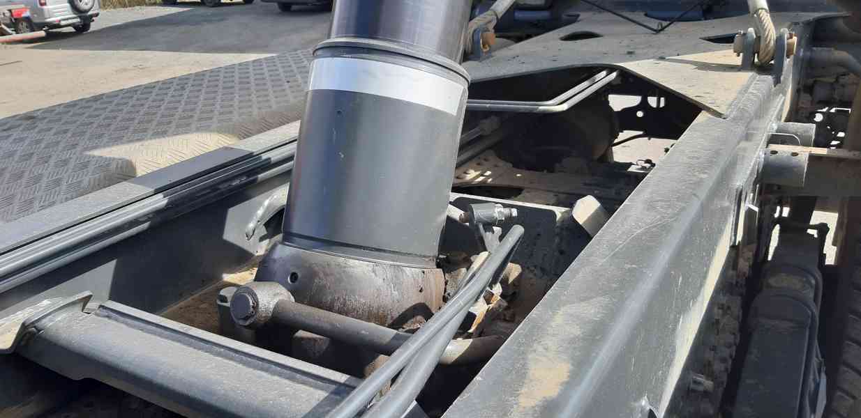 Sklápěč MB AROCS 8x4 MEILLER Bordmatic / elektr. plachta - foto 19