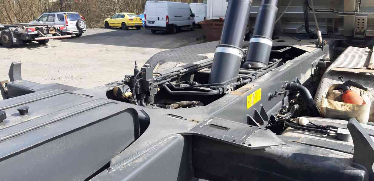 Sklápěč MB AROCS 8x4 MEILLER Bordmatic / elektr. plachta - foto 15